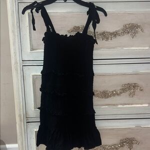 Katie J NYC Black Sleeveless Ruffle Dress size Large